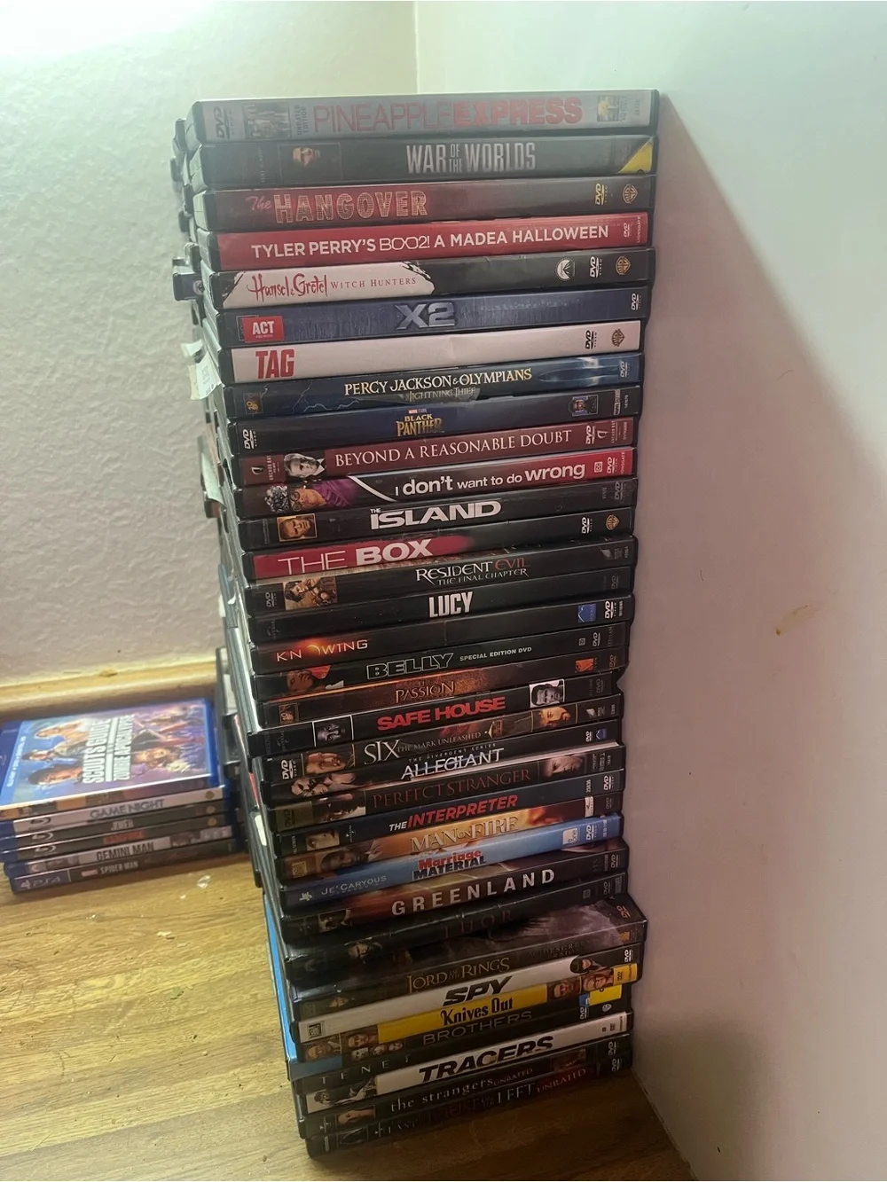 N/A dvd’s $1
